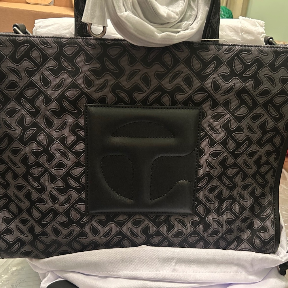 TELFAR Medium Shopper
